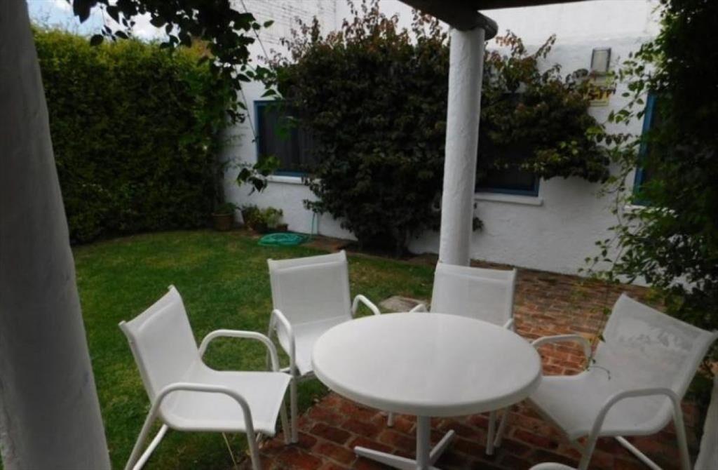 CASA EN VENTA DE 5 DORMITORIOS EN LA BARRA