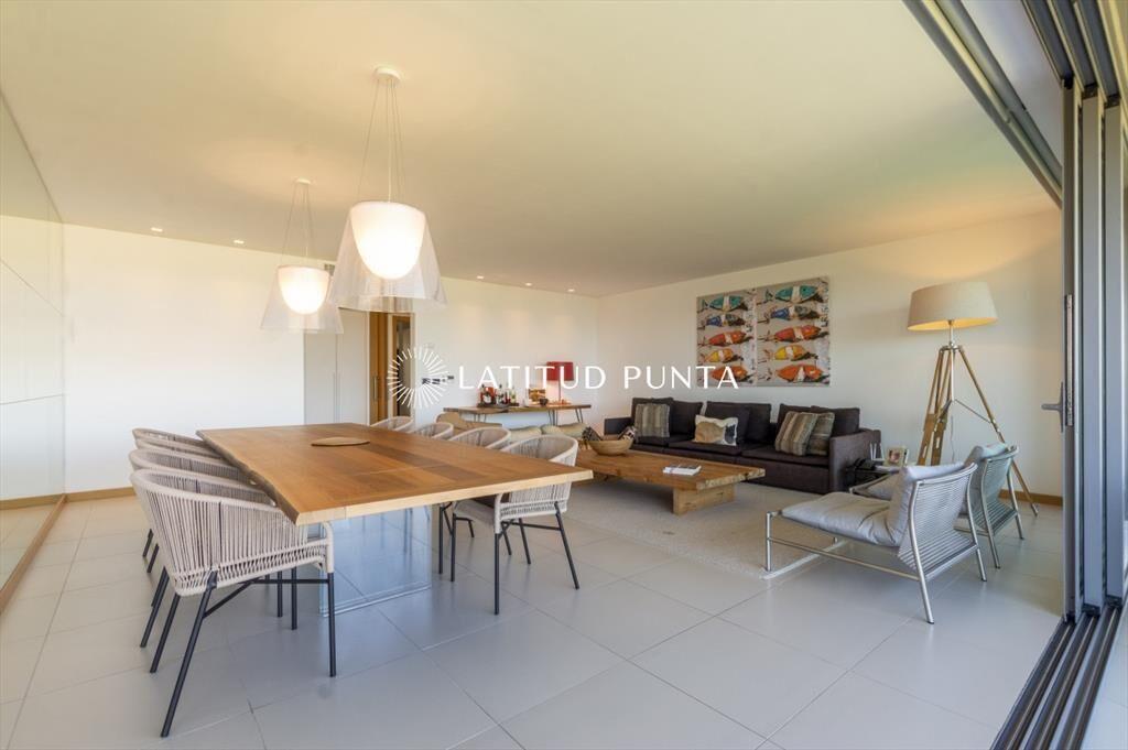 Apartamento en Tiburon Terrazas, 3 suites más