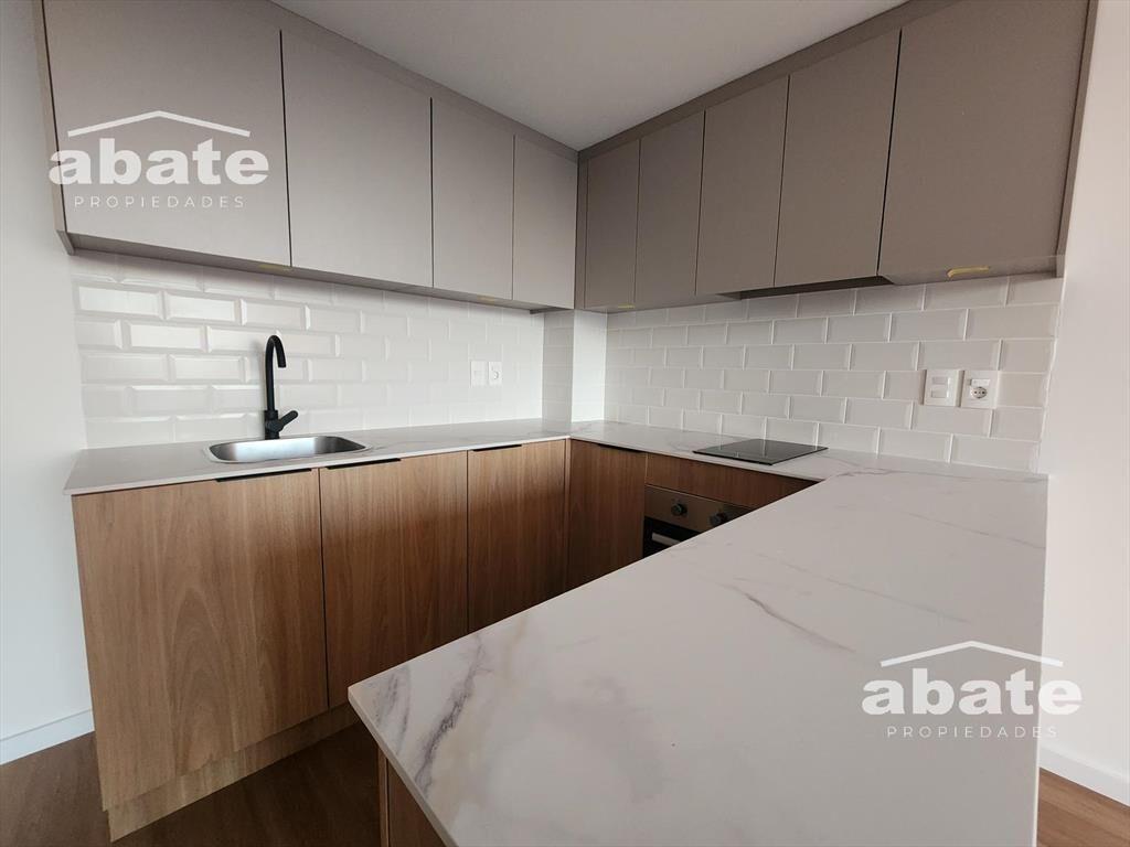Venta apartamento de 1 Dormitorio en Pocitos piso alto con