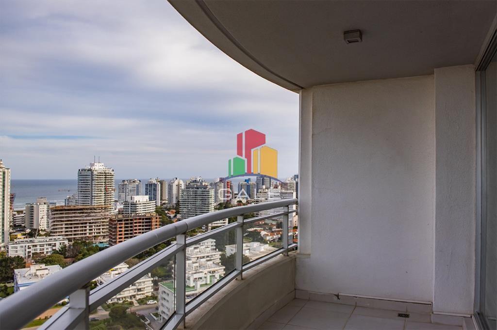 Se vende apartamento en ocean drive II de 3 Punta
