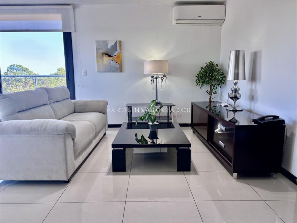 Venta apartamento 3 dormitorios