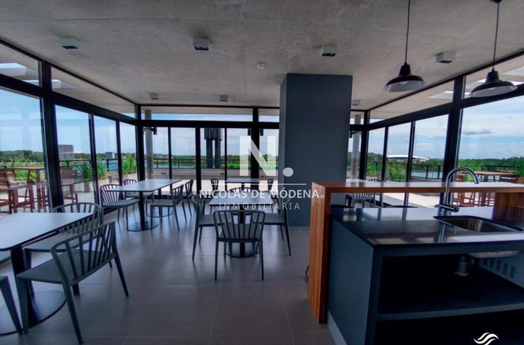 Venta Apartamento de 3 Dormitorios Con Vista al lago En Lag