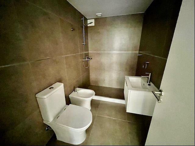 VENTA CON RENTA APARTAMENTO CORDÓN SUR 1 DORMITORIO CON AMP