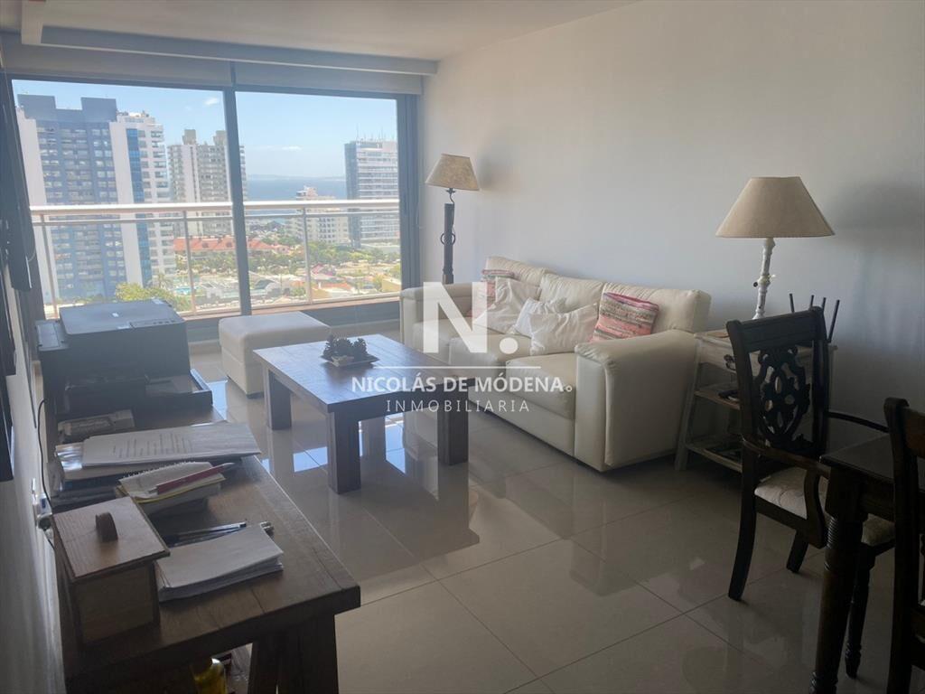 Apartamento en Venta de 2 dormitorios en Edificio