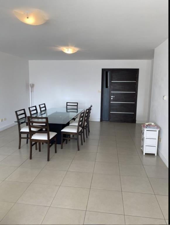 VENTA DE DEPARTAMENTO DE 3 DORMITORIOS TORRE MANHATTAN