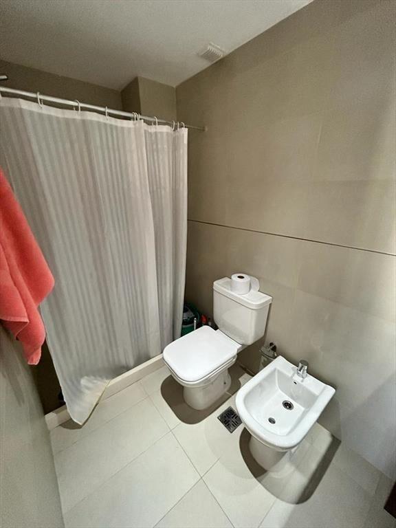 Próximo a rambla de Pocitos, Equipado, un dormitorio nuevo