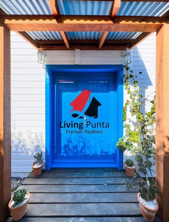 Alquiler casa en Manantiales, 3 dormitorios con piscina