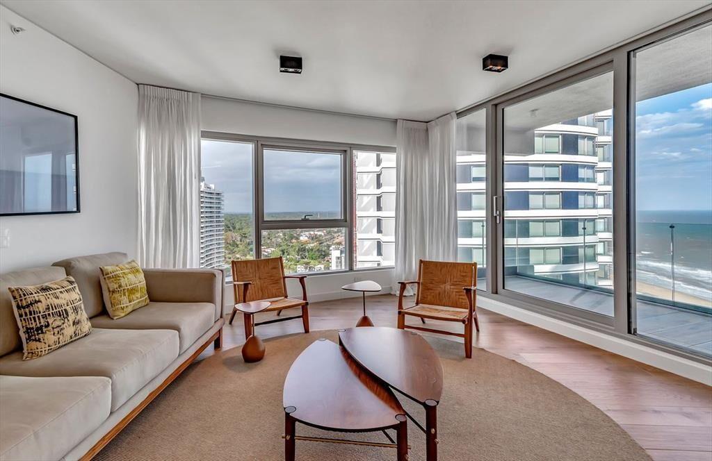 DEPARTAMENTO EN VENTA FRENTE AL MAR TRUMP TOWER