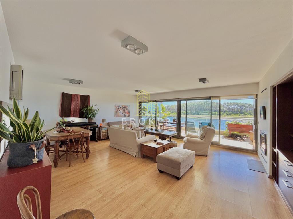 Venta apartamento 2 dormitorios punta del este parrillero e
