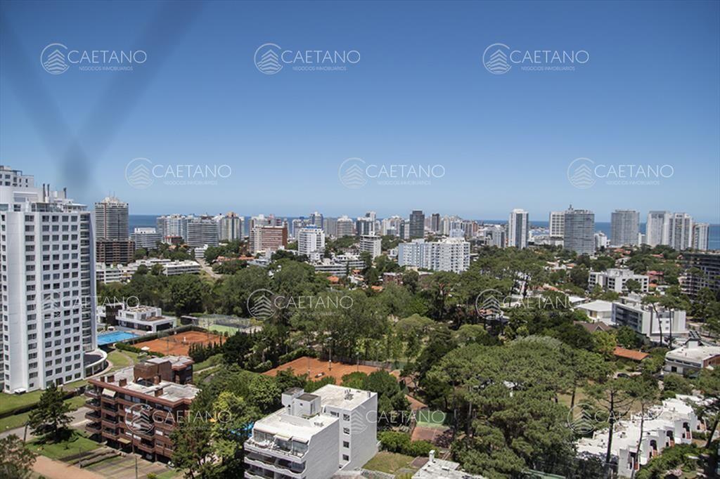 Hermoso PentHouse con vista al mar.