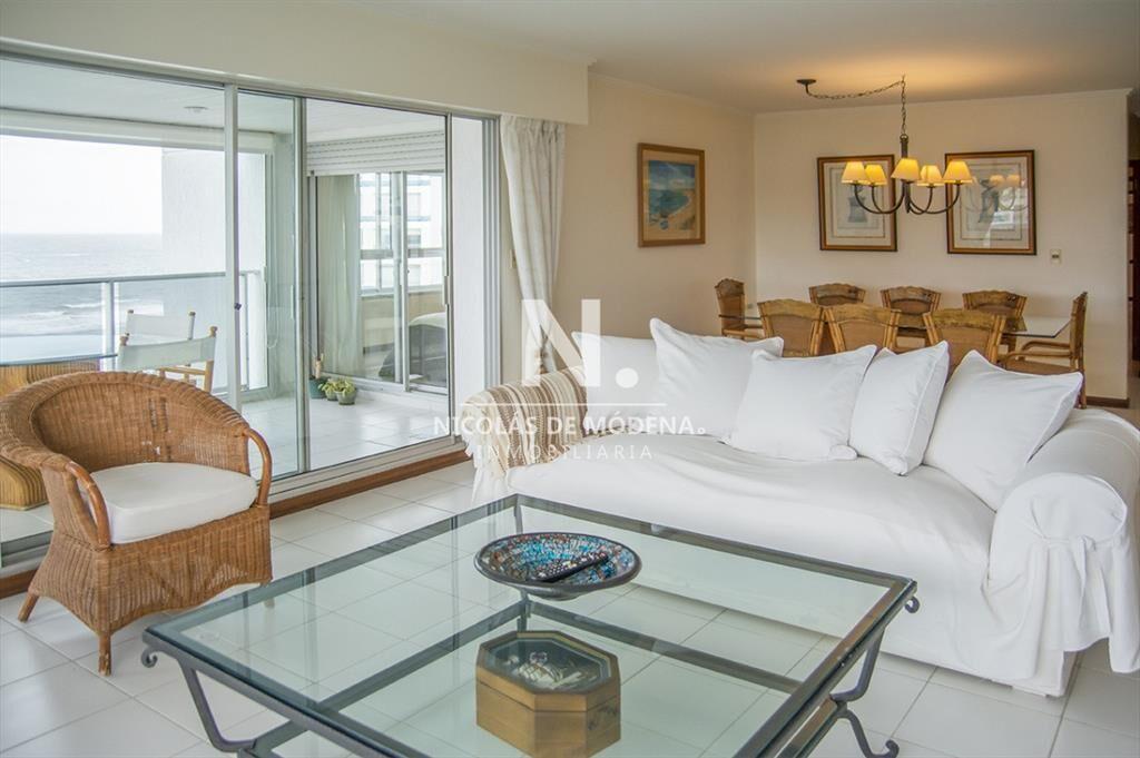 Hermoso Departamento en venta con agradable vista.