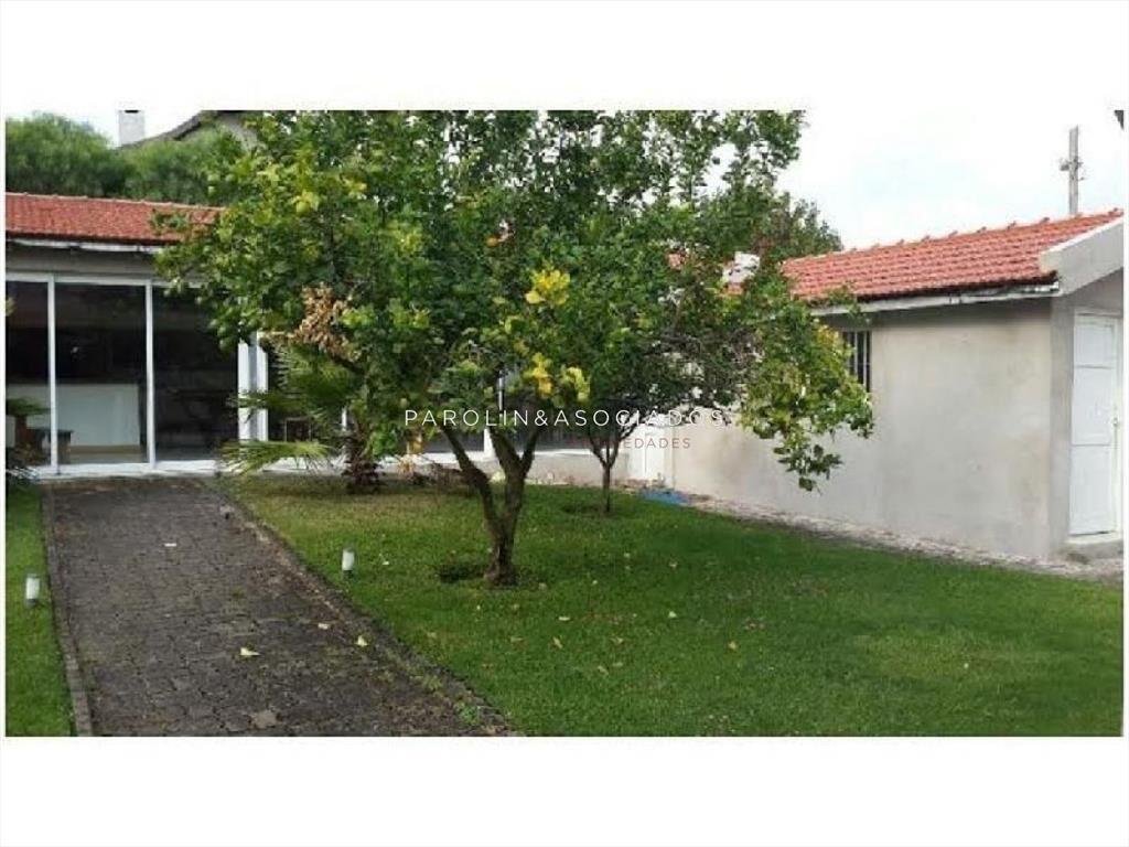 Casa en venta de 7 dormitorios en playa Mansa,