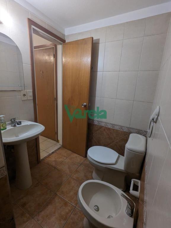 Alquiler Pocitos, Rambla, apartamento con terraza