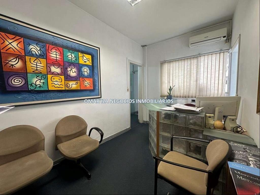 VENTA APARTAMENTO EN EL CENTRO. 4 DORMITRIOS, 1 ESCRITORIO,