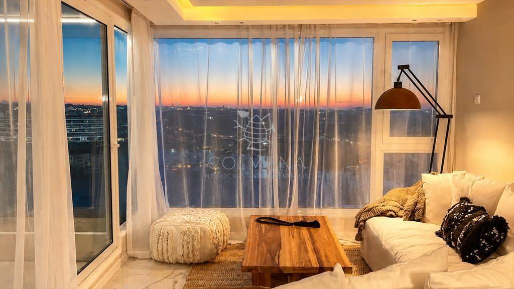 Vende apartamento con vista al mar de 3 suites, en Mansa- P