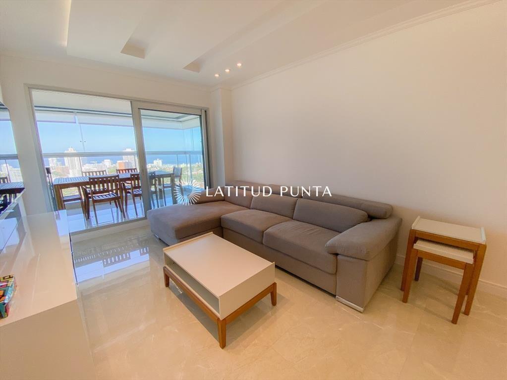 Pent House en Mansa, 3 dormitorios y parrillero