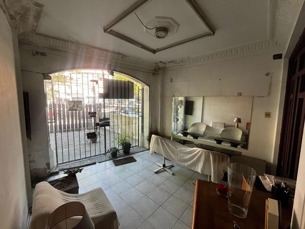 8 de octubre esq. Luis Alberto de Herrera , 280 m2, 3 dorm,