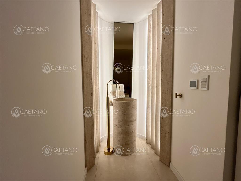 Venta apartamento 4 dormitorios. Playa brava, del