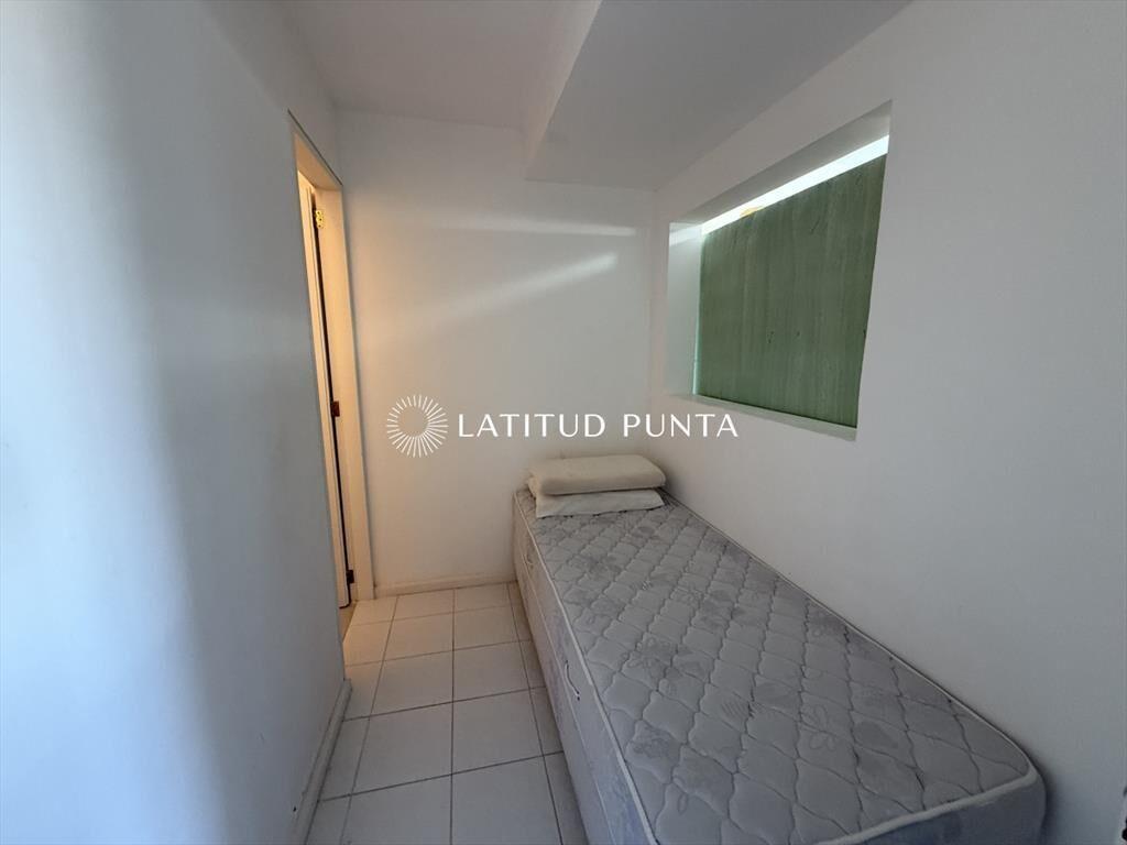 Apartamento en Mansa, 3 dormitorios más