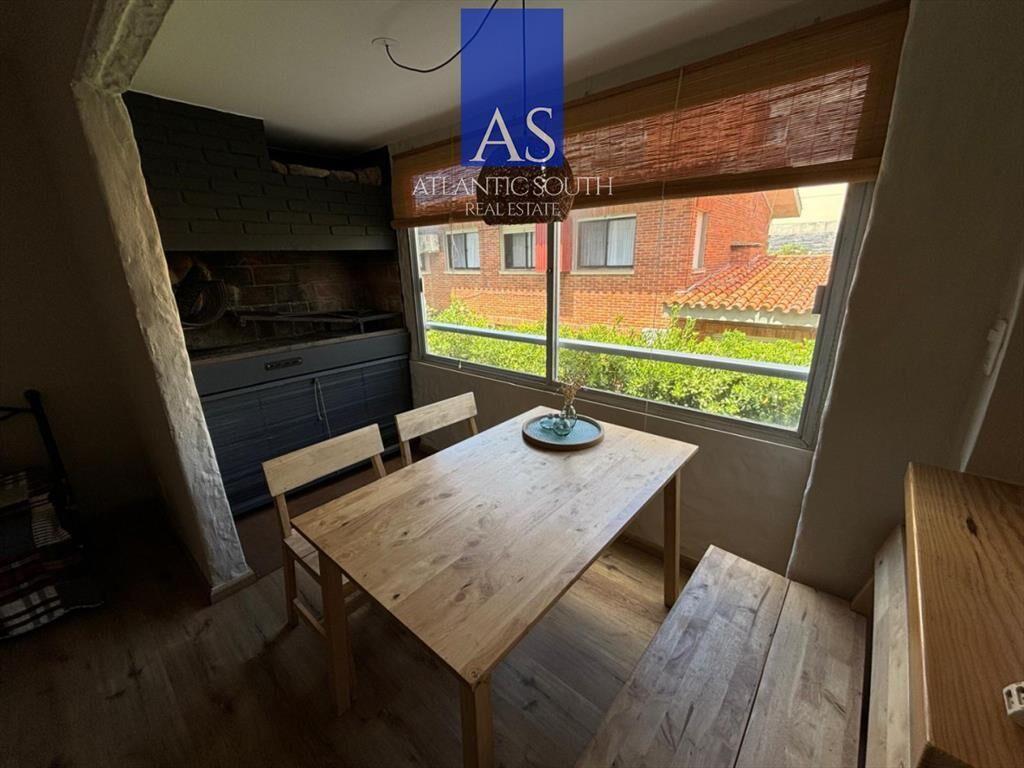 Apartamento 1 dormitorio y medio con parrillero y