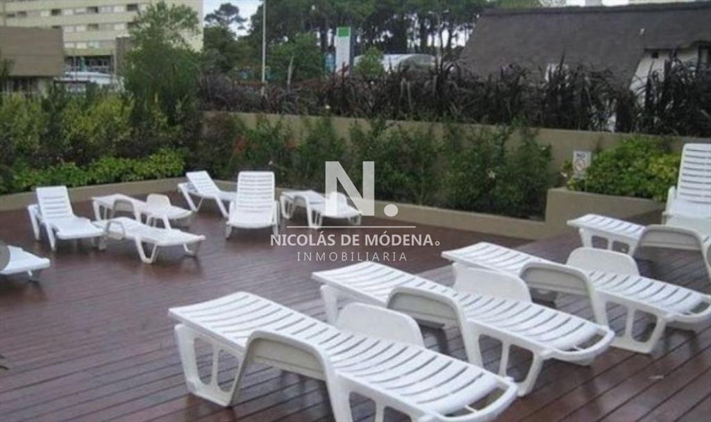 Apartamento en Cantegril - Punta del Este