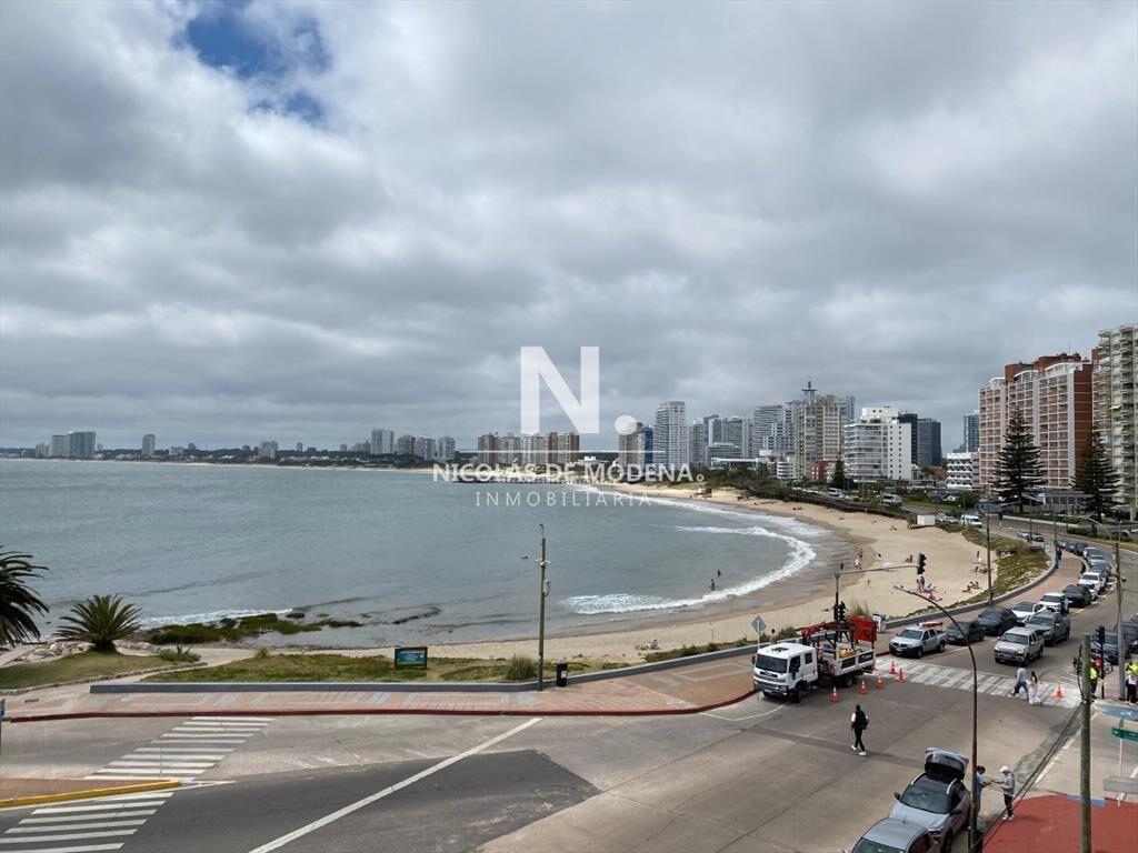 Vende apartamento con vista al mar de 3 Punta del