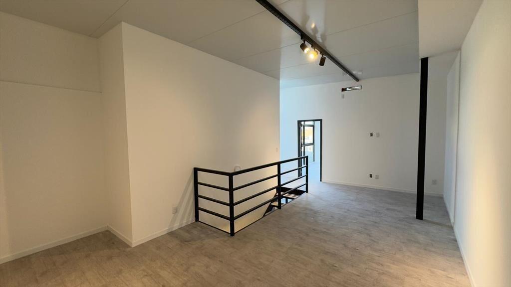A estrenar! Loft en plaza Matriz, 120 m2, muy iluminado!!