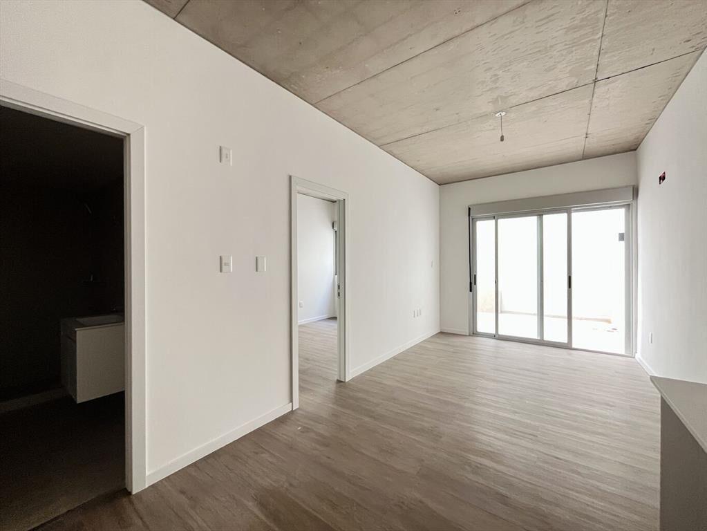 Venta apartamento 1 dormitorio con patio en Palermo a estre