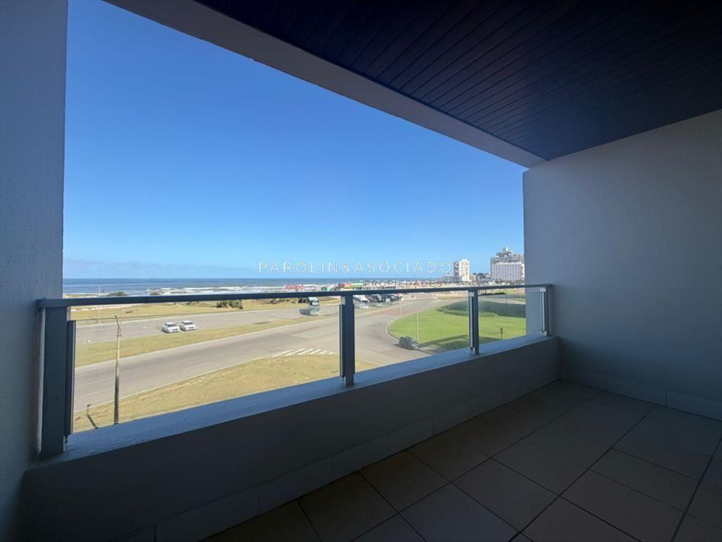 Apartamento en venta de 2 dormitorios en Punta ,