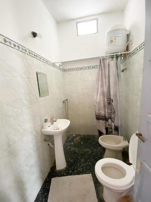 Venta 4 apartamentos con renta en padrón único Villa Españo
