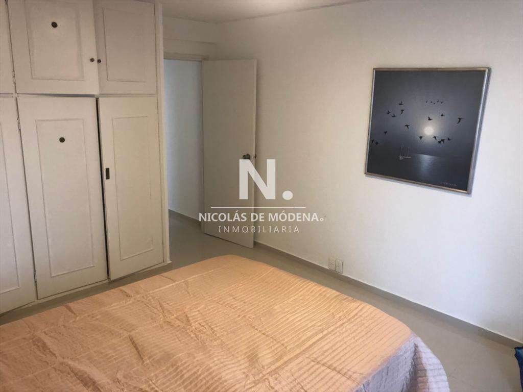 Venta Apartamento de 1 dormitorio en La sobre Av.