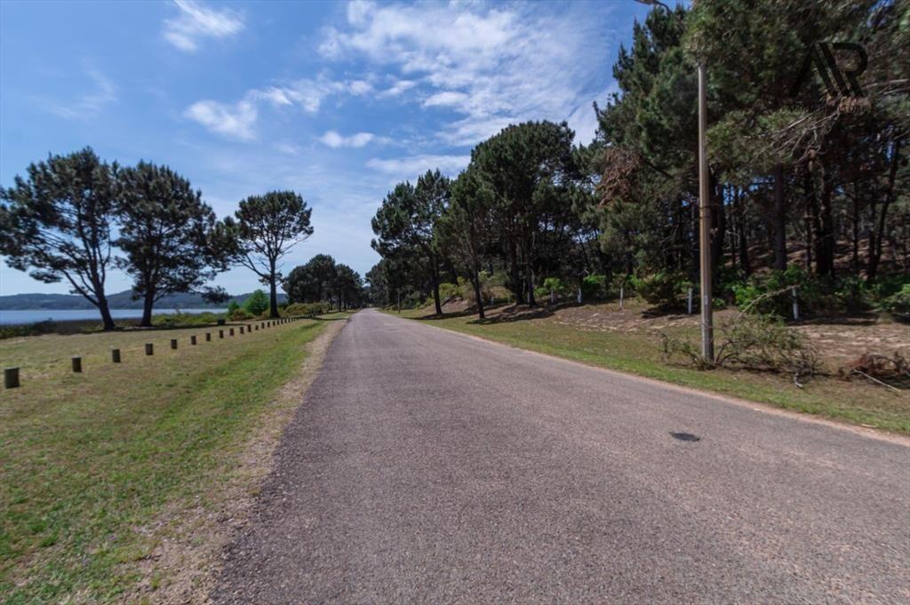 Terreno en venta de 1750m2 ubicado en Solanas