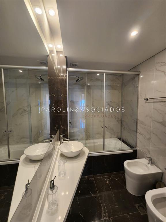 Apartamento en venta de 2 dormitorios en Miami