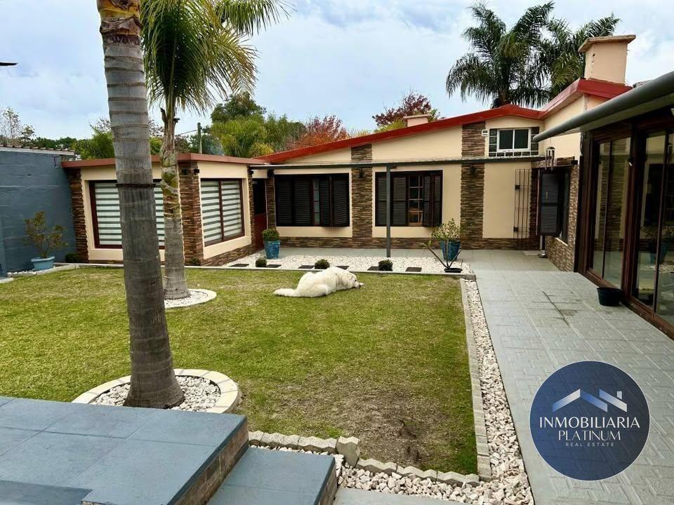 Venta Casa 4 dormitorios Parque del Plata