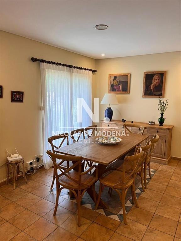 Vende espectacular casa con 3 dormitorios, y en