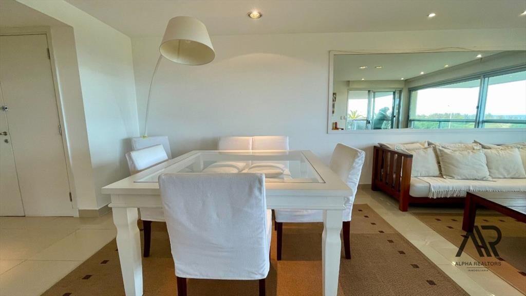 Apartamento en venta de 3 dormitorios c/ cochera en Play...
