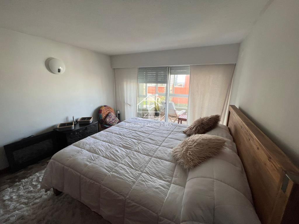 Apartamento con vista al mar
