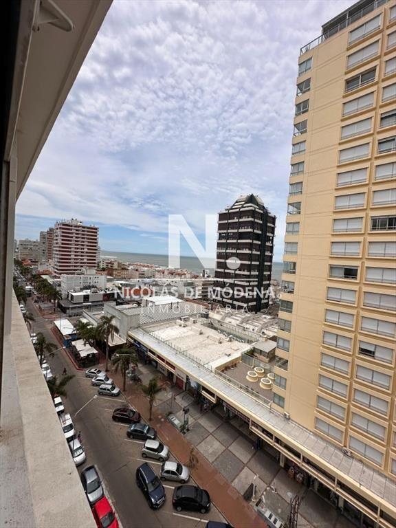Apartamento en venta de 2 dormitorios , Punta ,