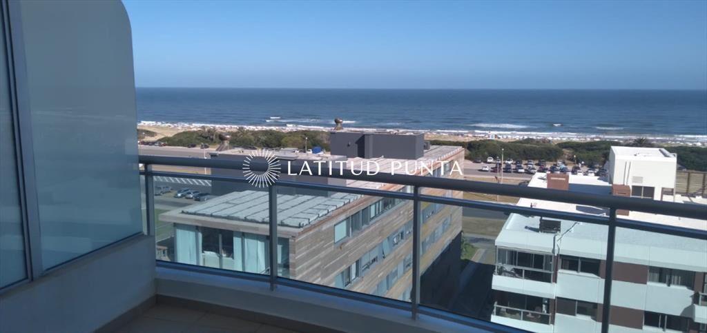 Apartamento en Brava, 3 dormitorios más
