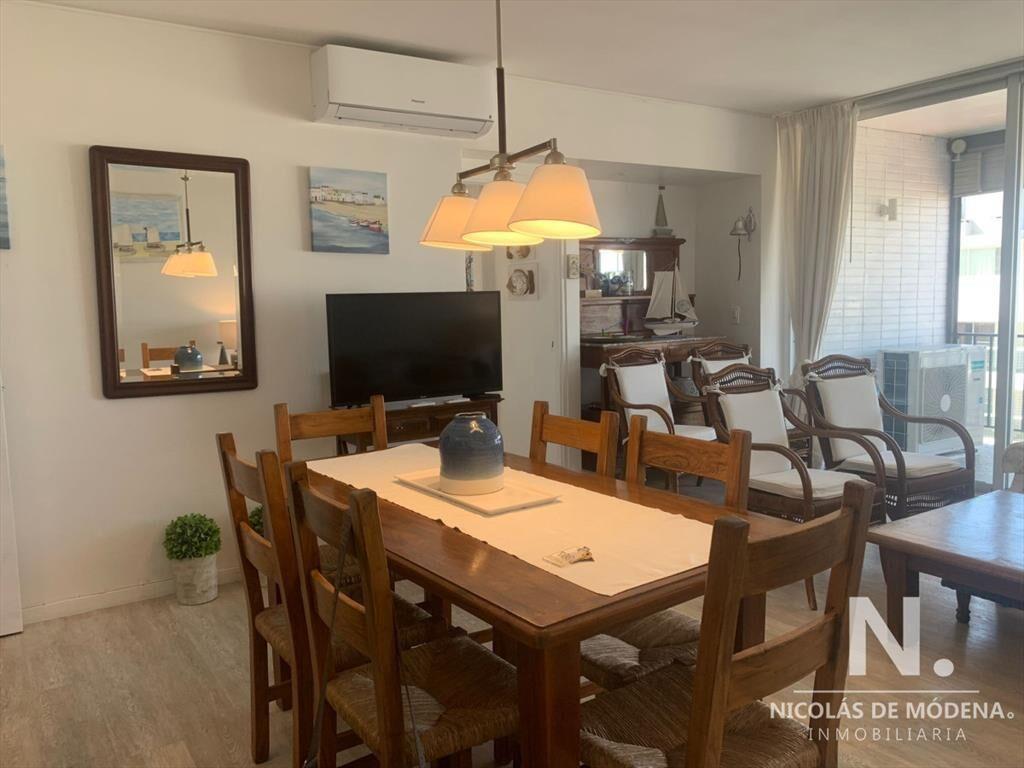 Apartamento reciclado a metros del mar