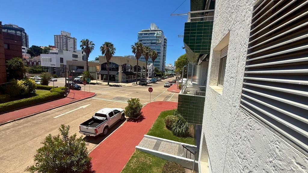Alquiler temporal Apartamento a media cuadra del mar Punta