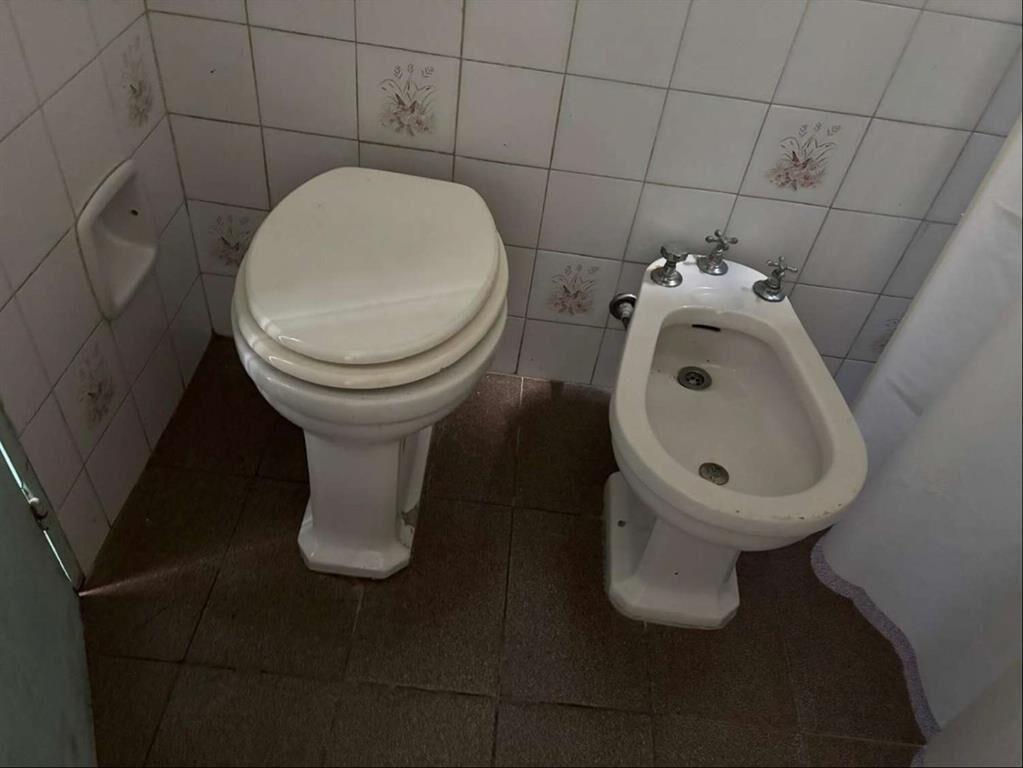 A ACTUALIZAR 2 CUADRAS DE AV. 8 DE OCTUBRE IDEAL RENTAS Ven