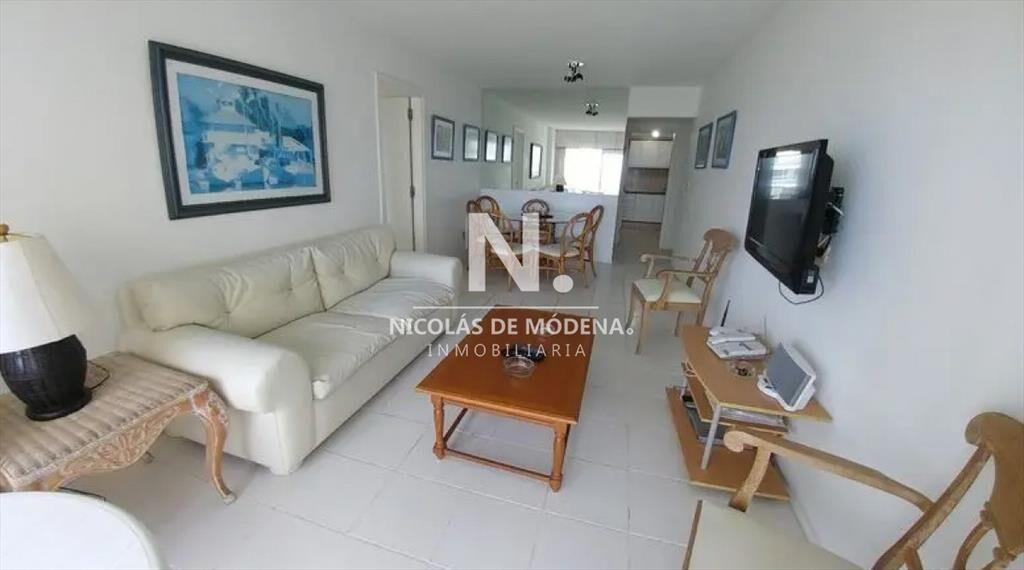 Apartamento en venta a cuadras del mar