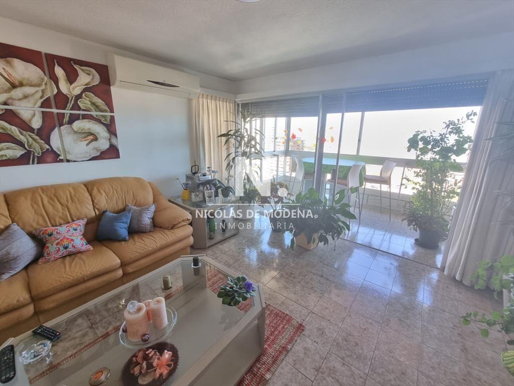 En venta hermoso departamento en Punta del Este.