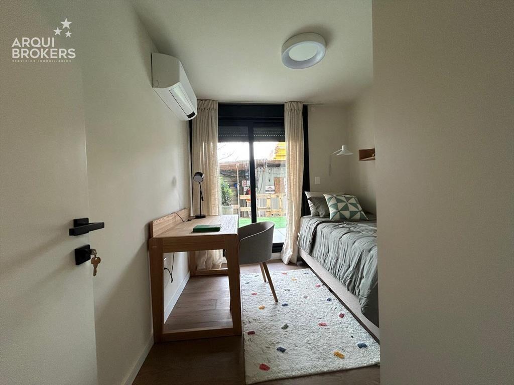 Apartamento de dos dormitorios en venta en Buceo - 303