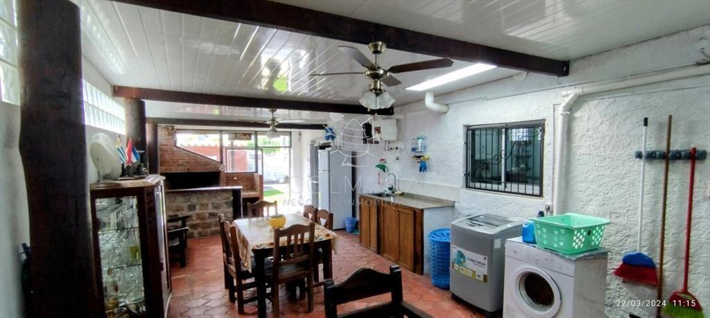 Muy buena casa con amplias comodidades y ideal