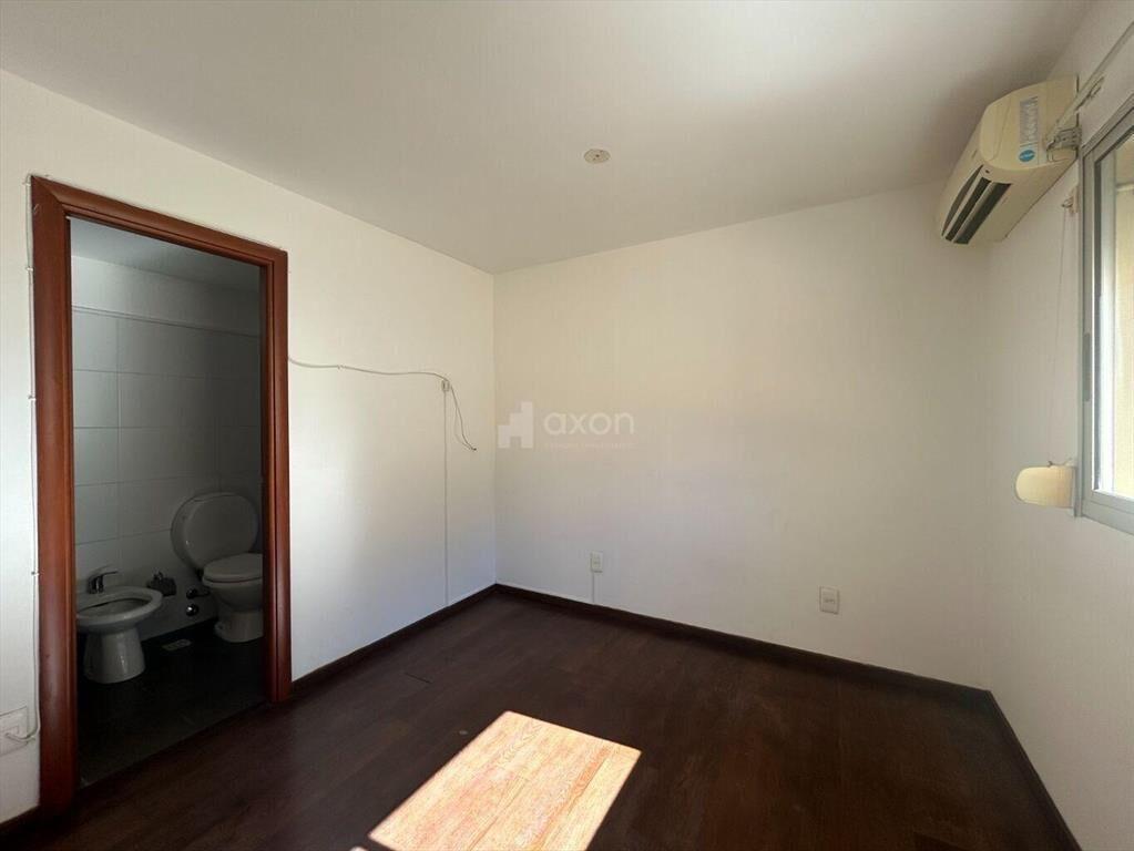 ALQUILER APARTAMENTO 1 DORMITORIO POCITOS CON PATIO Y GARAJ