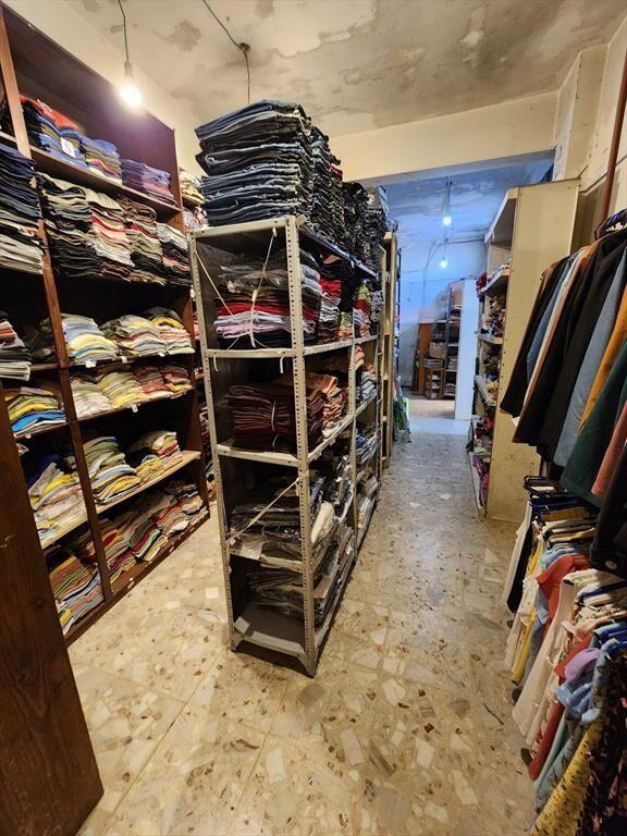 Alquiler local comercial calle principal de Pando