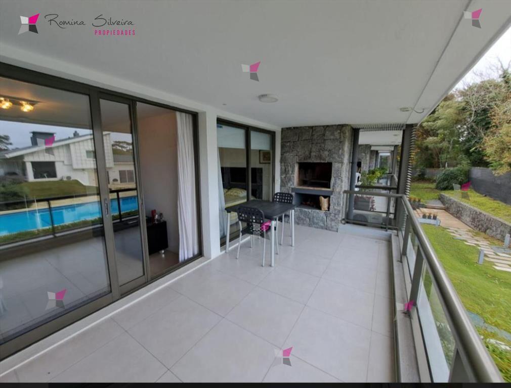 VENTA APARTAMENTO DE 1 DORMITORIO EDIFICIO UNIQUE