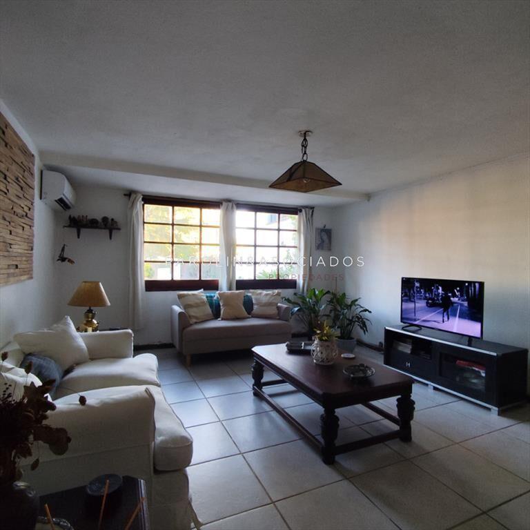 CASA CANTEGRIL - 2 unidades integradas 700 m